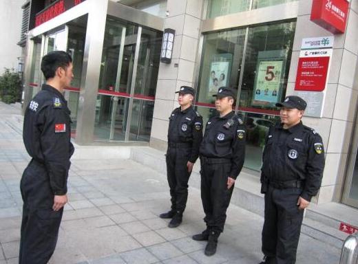 襄陽(yáng)戎安保安告訴您從這四方面來規(guī)范保安人員的行為舉止